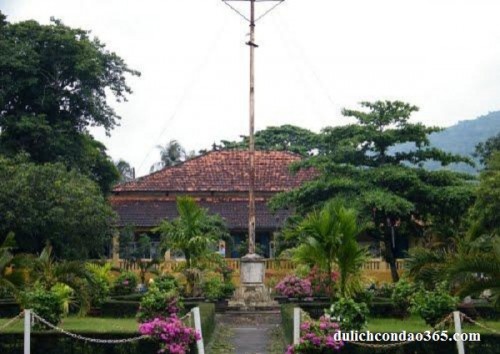 Dinh chúa đảo (Dinh ông lớn, Dinh tỉnh trưởng…)