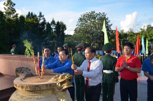 Hành trình "Tôi yêu Tổ quốc tôi" đến Côn Đảo