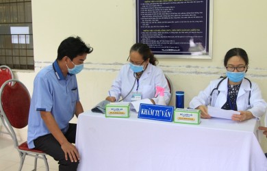 Triển khai tiêm vắc xin phòng COVID-19 cho người dân Côn Đảo