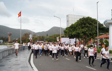 ĐI BỘ "ĐỒNG HÀNH CÙNG MÙA XUÂN" 2023 TẠI CÔN ĐẢO