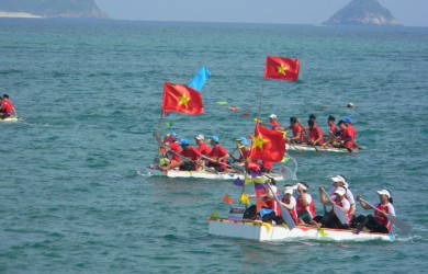 Activities to commemorate the 48th anniversary of National Reunification Day 30/4 and International Labor Day 1/5 in Con Dao district (Ba Ria - Vung Tau)