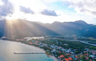 Hòn đảo bí ẩn của Việt Nam lọt vào danh sách 'Nơi có nước trong xanh nhất thế giới', từng là 'địa ngục trần gian' trong suốt 113 năm