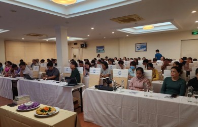 Huyện Côn Đảo phối hợp Trung tâm Xúc tiến Đầu tư, Thương mại, Du lịch tỉnh tổ chức lớp đào tạo, bồi dưỡng nâng cao kiến thức thương mại và năng lực quản lý, kinh doanh trên nền tảng số trên địa bàn huyện
