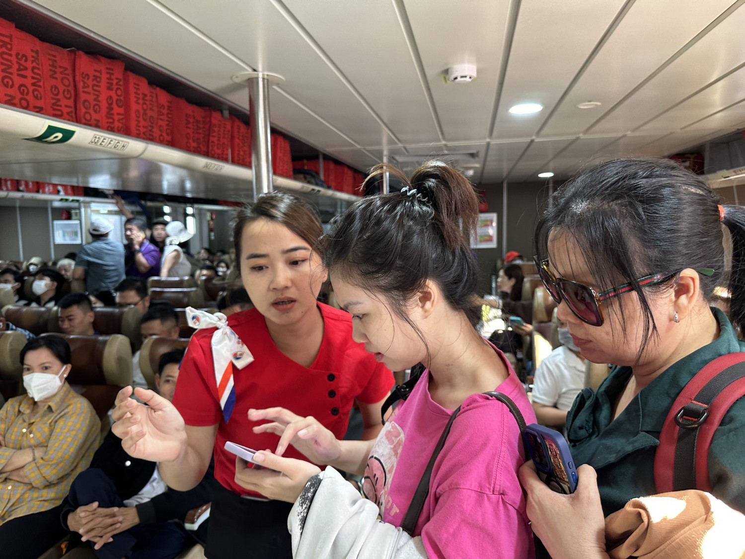 Tàu cao tốc Vũng Tàu - Côn Đảo ngày đầu hoạt động trở lại