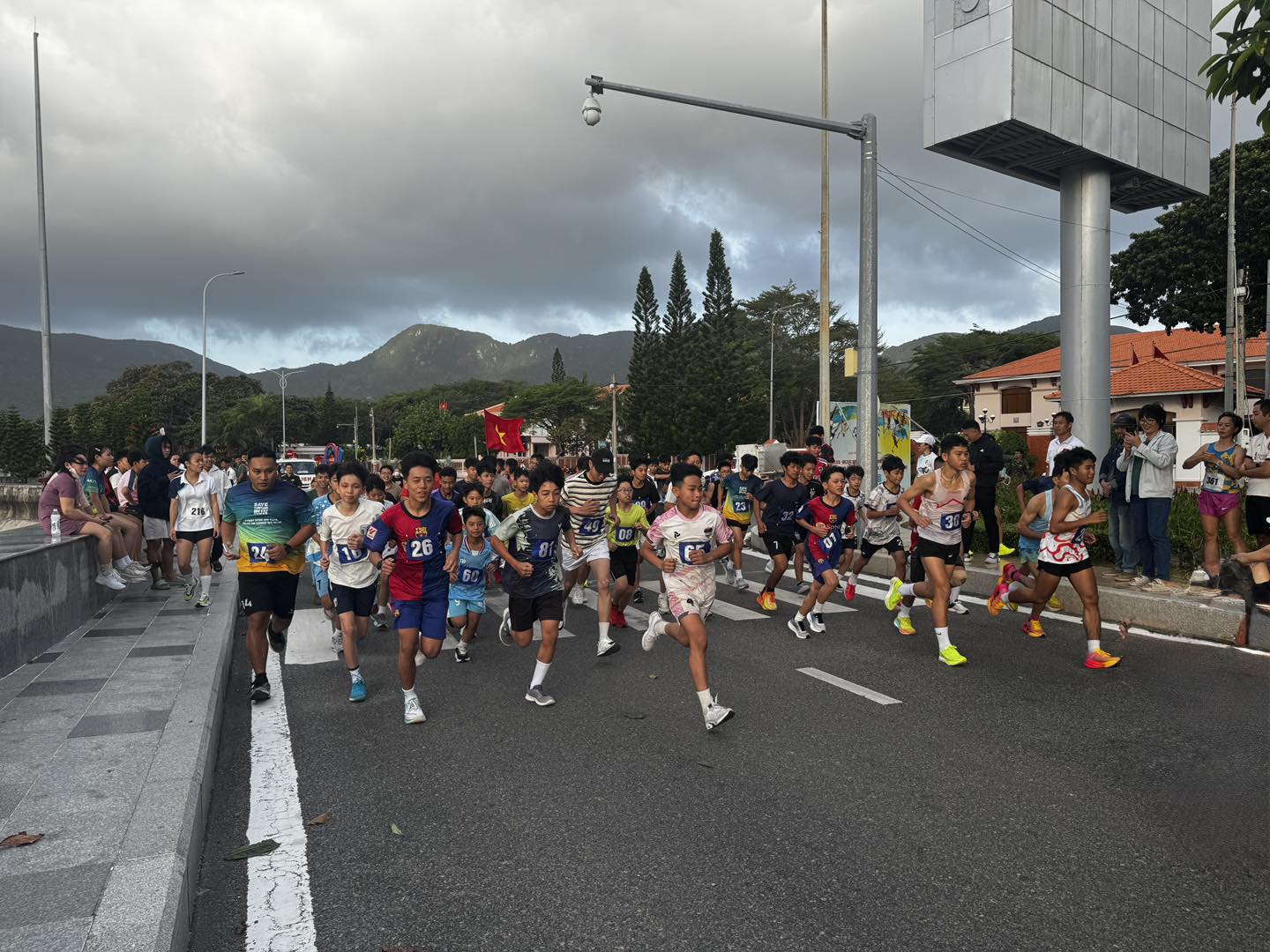 599599255 871271442072624 3894209482772887357 n