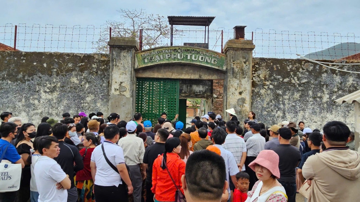 z7267200879186 a89bd44255e0df1cec204d715fb65e8f